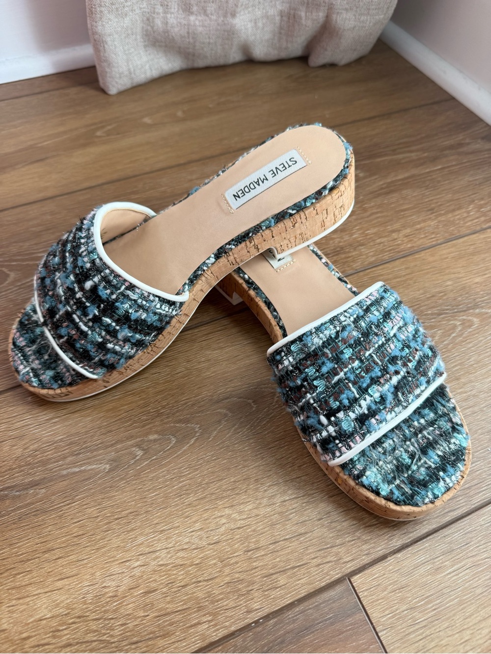 Steve Madden Teal Tweed Cork Sandals